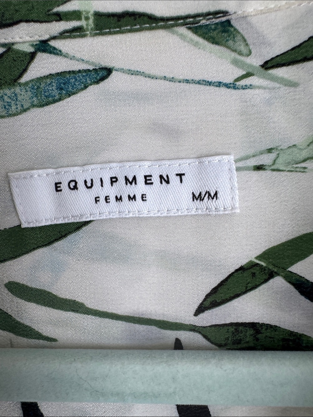 Equipment Femme 100% Silk Bamboo Leaf Print Button Front Blouse Medium White - Picture 3 of 13